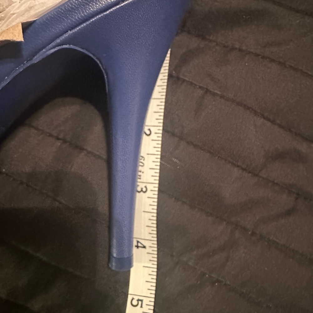 Sexy blue sandal, size 11 - Picture 4 of 5